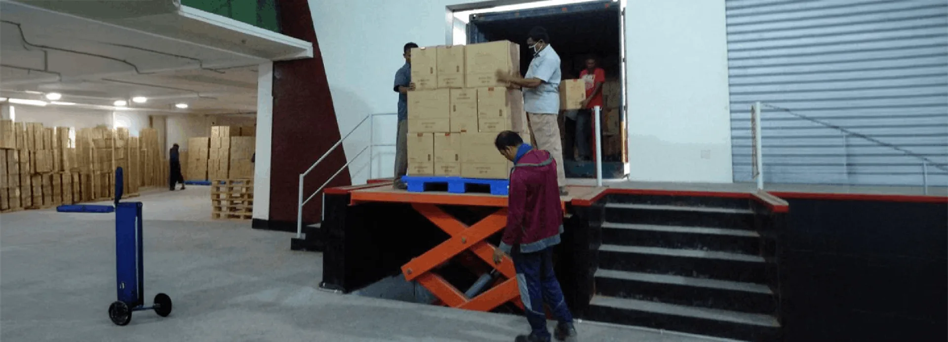 MATERIAL HANDLING